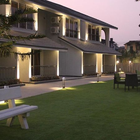 Meritas Adore Resort لونافالا المظهر الخارجي الصورة